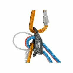 Petzl Reverso -Ropes Sales d017aa reverso focus 1 lowres 35634.1653343824